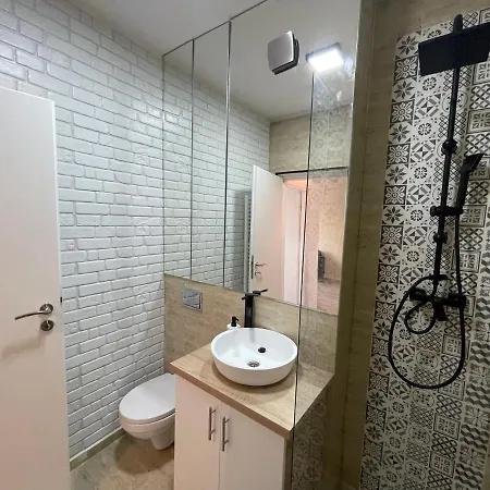 Coral Luxury Near Presidential Palace Apartment *